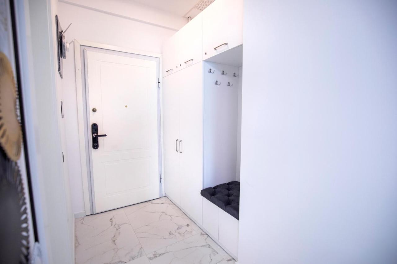 Infinite Sea View Apartment *